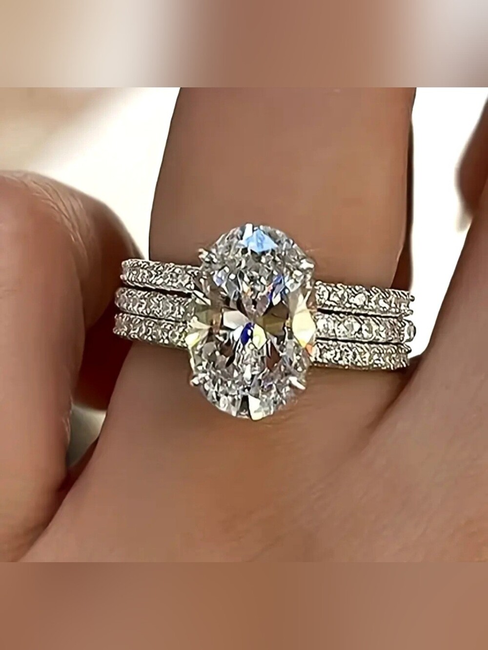 3PCS Women’s Sparkling Ring Set Four-Prong Oval Cubic Zirconia Rings. Stainless